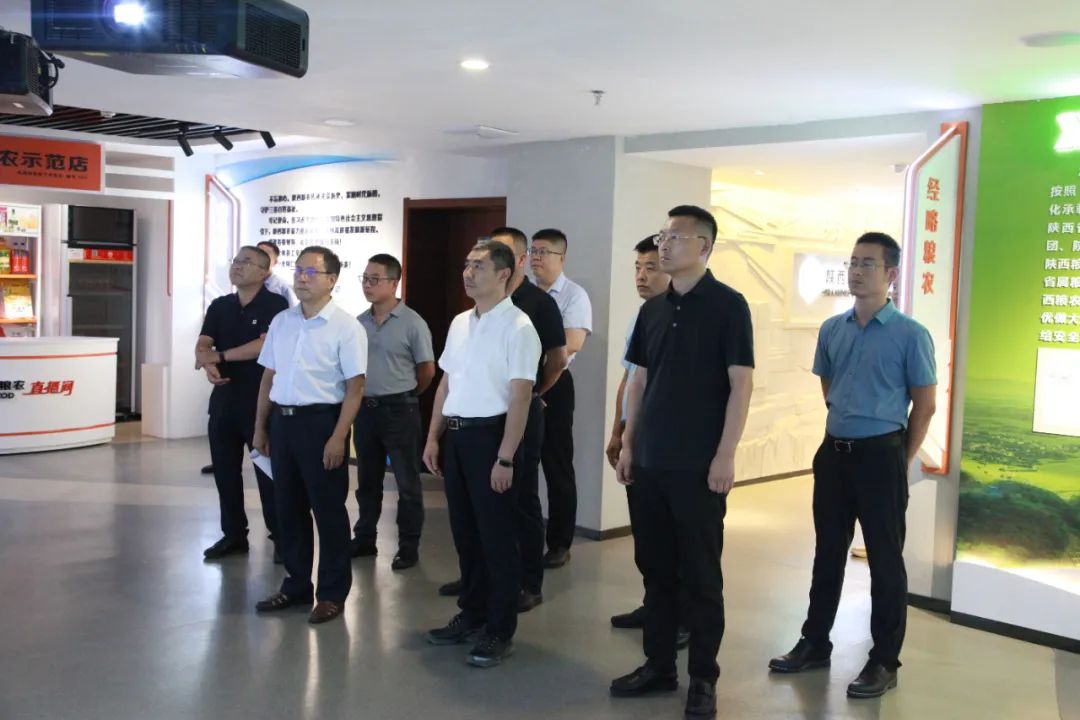 集团与延安南泥湾集团交流合作
