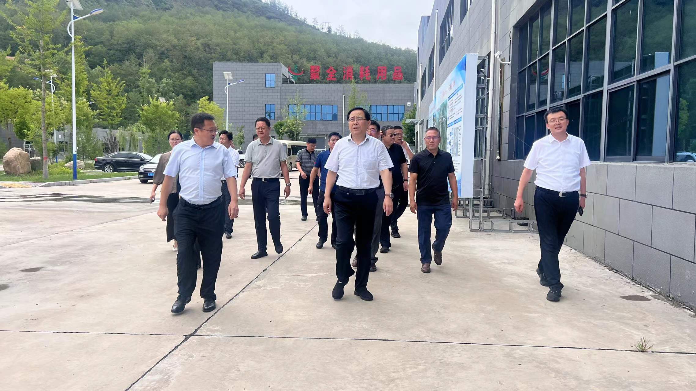 农业控股：杨林调研延安小米精深加工项目